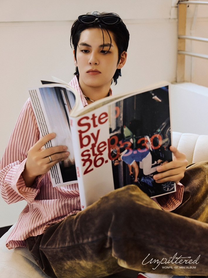 원필은 앞으로 올 새로운 10년에도 늙지 않은 음악을 하고 싶다고 밝혔다. JYP엔터테인먼트 제공