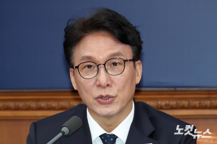 모두발언하는 김민석 국무총리