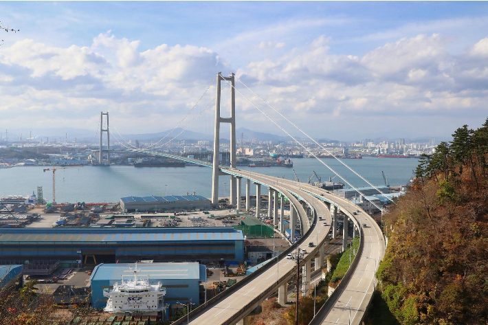 울산대교 전경. 울산시 제공