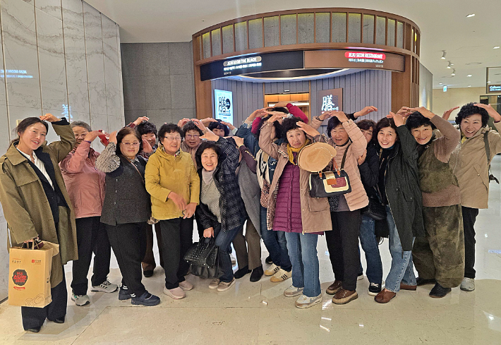 가파도 해녀 초청 만찬행사. 제주신화월드 제공