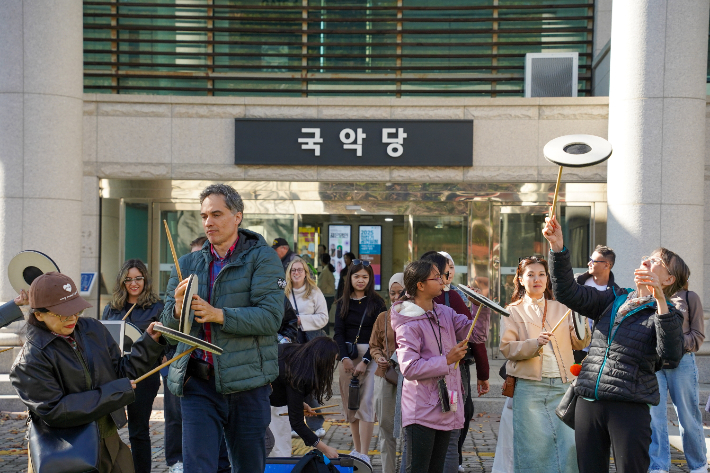 지난해 '필코리아' 시범공연 모습. 경기아트센터 제공
