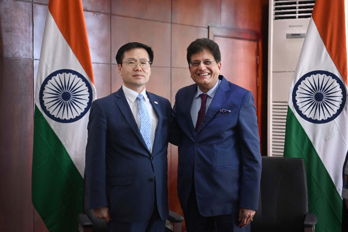 인도 상공부 장관 만난 여한구 통상본부장. 연합뉴스