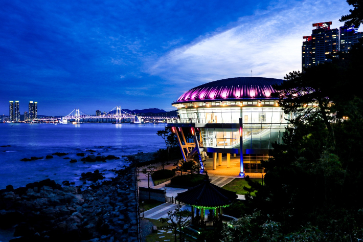 누리마루 APEC하우스.  부산시 제공