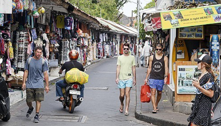 인도네시아 발리 쿠타해변 인근 거리. 연합뉴스