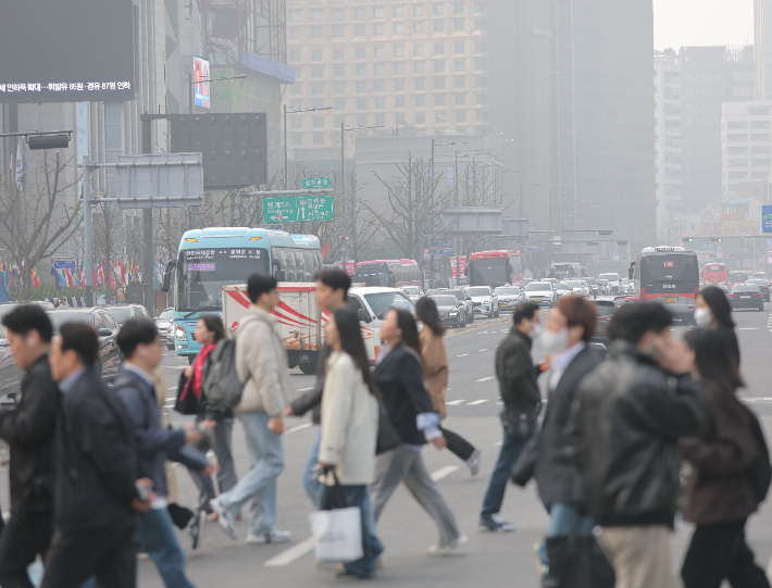2일 보건복지부 등에 따르면 현재 국내에는 경계선 지능인의 규모를 보여주는 공식 통계가 없다. 다만 AAIDD의 추정 방식을 적용하면 한국에 약 700만명에 이를 것으로 추정된다. 연합뉴스