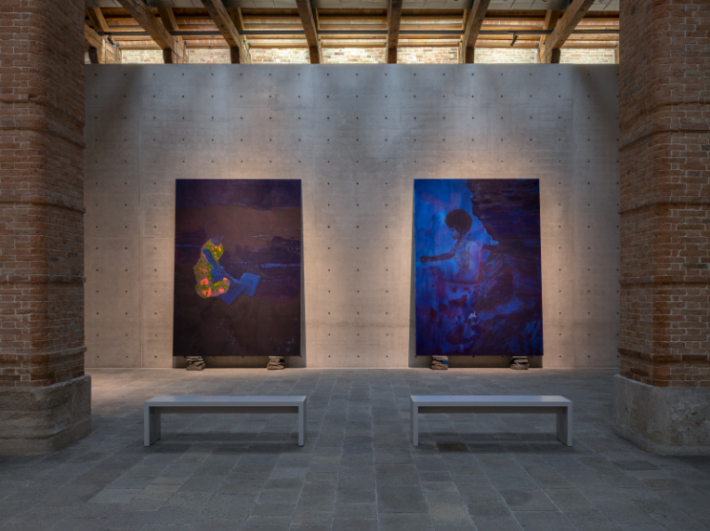 전시 중인 로나 심슨의 작품. 보테가 베네타 제공