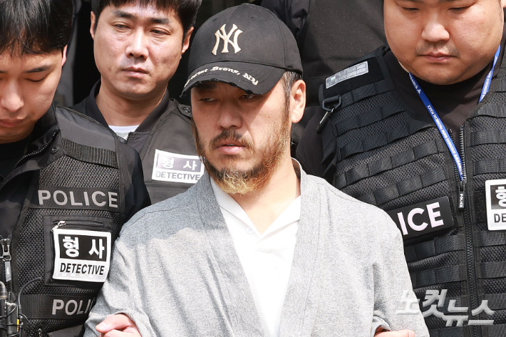 필리핀에서 송환된 '마약왕' 박왕열. 류영주 기자