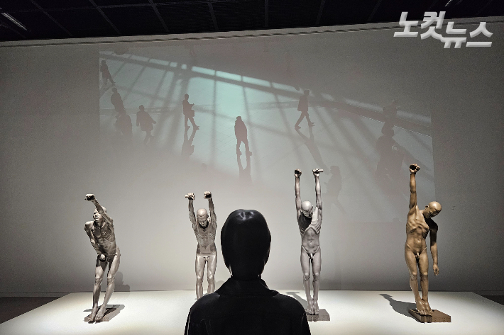 김영원 작가 작품. 이형탁 기자