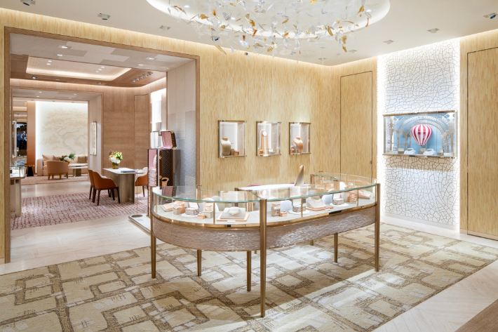 서울 중구 'LV 더 플레이스, 신세계 더 리저브'에 위치한 루이비통 워치 주얼리 매장. 루이비통 제공 