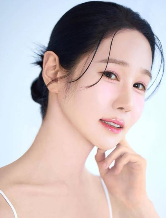 '나는 솔로' 16기 옥순 SNS 캡처