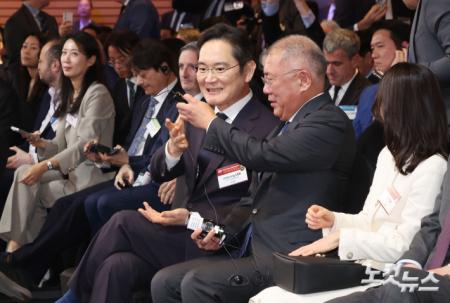 대화하는 이재용-정의선