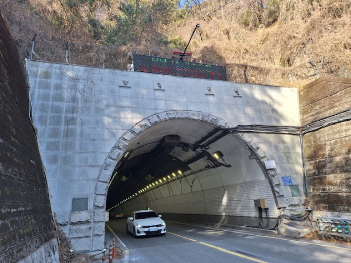 제1만덕터널. 부산시 제공