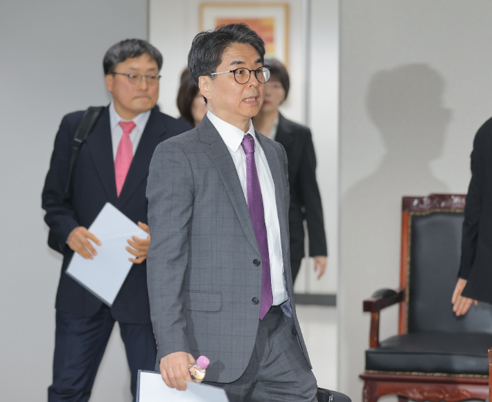 방송미디어통신심의위원회 상임위원에 선출된 김우석 국민대 행정대학원 객원교수. 연합뉴스