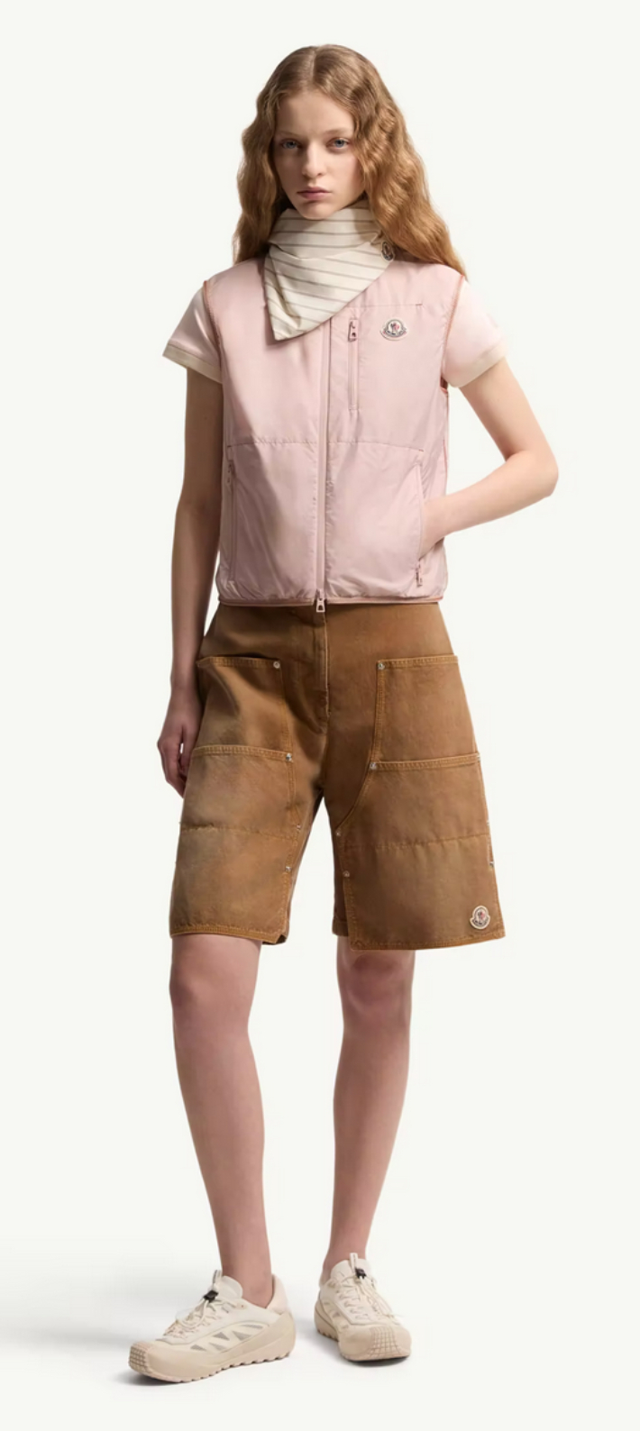 Alshain(알샤인) 베스트는 다양한 레이어링 스타일에 활용하기 좋다. 몽클레르 제공