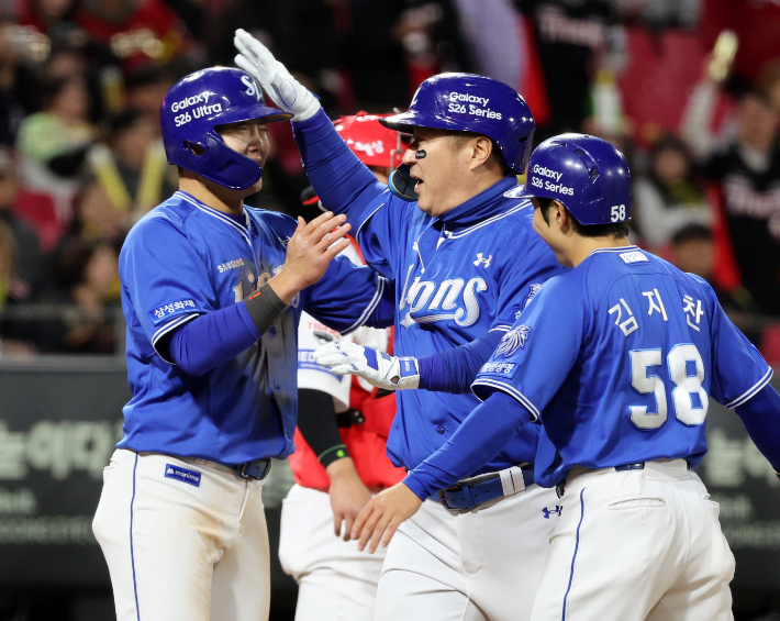 최형우, 쐐기 홈런. 연합뉴스