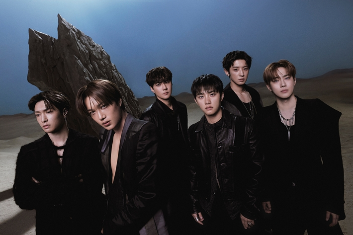 올해 1월 정규 8집 '리버스'로 컴백한 엑소. SM엔터테인먼트 제공