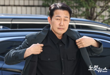 공판 증인 출석하는 박성웅