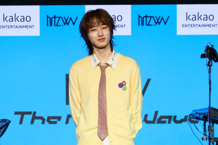 하츠웨이브 케이텐. 카카오엔터테인먼트 제공