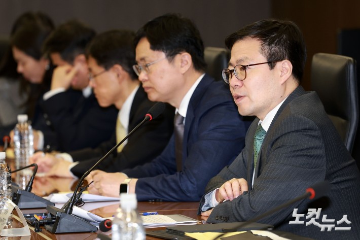 여한구 산업통상부 통상교섭본부장이 9일 오전 서울 중구 대한상공회의소에서 열린 미국 철강·알루미늄·구리 및 파생상품에 대한 무역확장법 232조 관세 개편 관련 민관 합동 점검회의에 참석해 모두발언을 하고 있다.