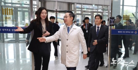 국조특위, 수원지검 현장조사