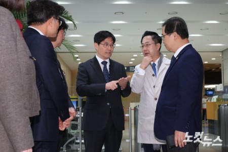 국조특위, 수원지검 현장조사