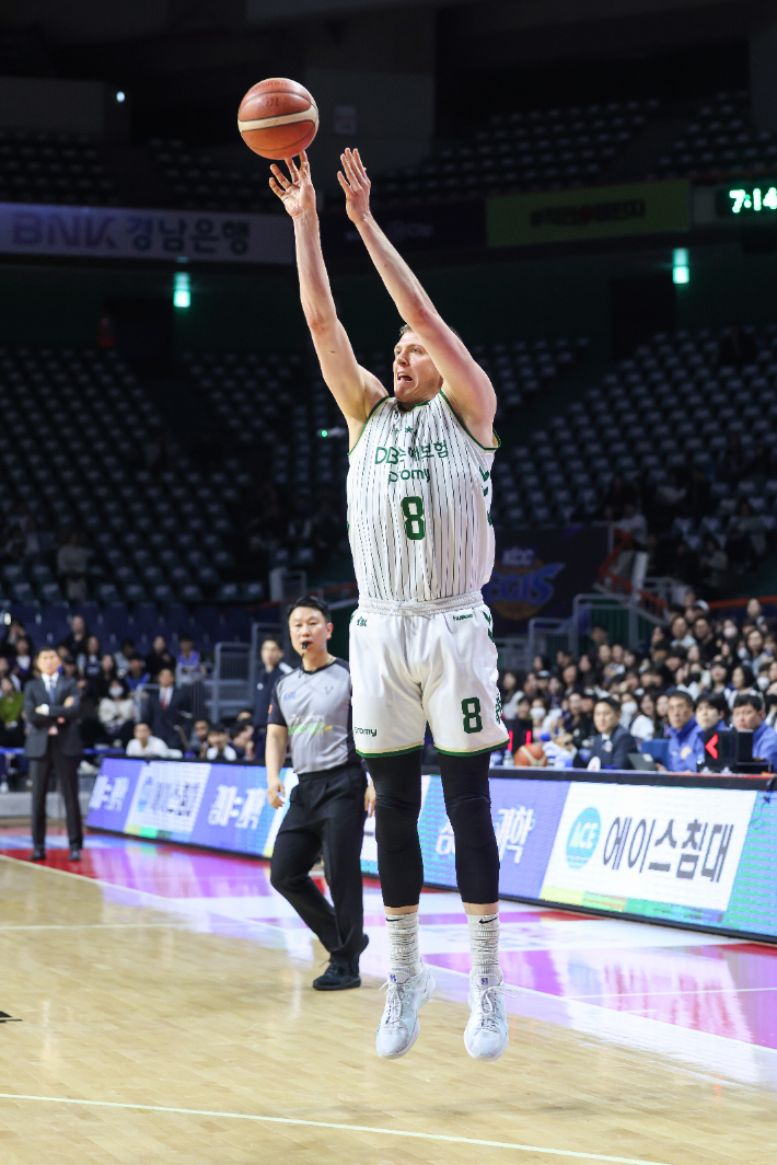 헨리 엘런슨. KBL 제공