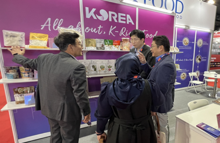 2025 말레이시아 할랄 전시회 현장. 한국쌀가공식품협회 제공