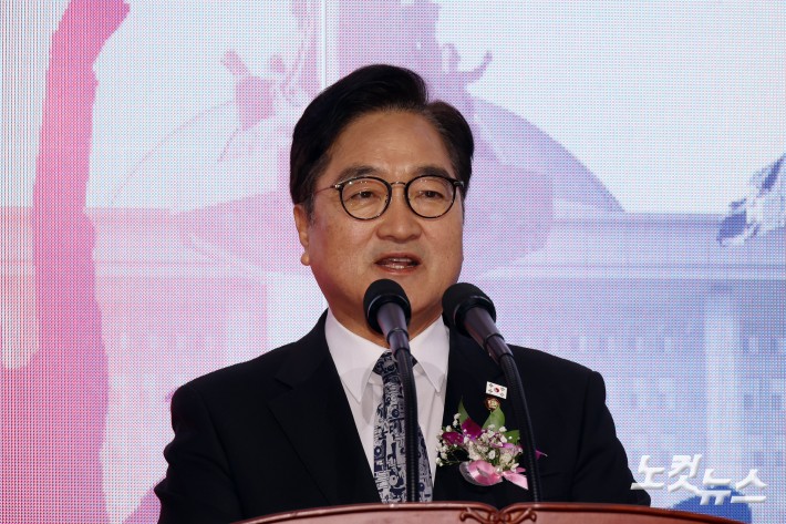 임시의정원 개원 107주년 기념식이 10일 국회에서 열렸다. 우원식 국회의장이 기념사를 하고 있다. 260410. 국회사진기자단