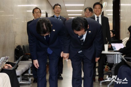 인사하는 정청래 대표-정원오 서울시장 후보