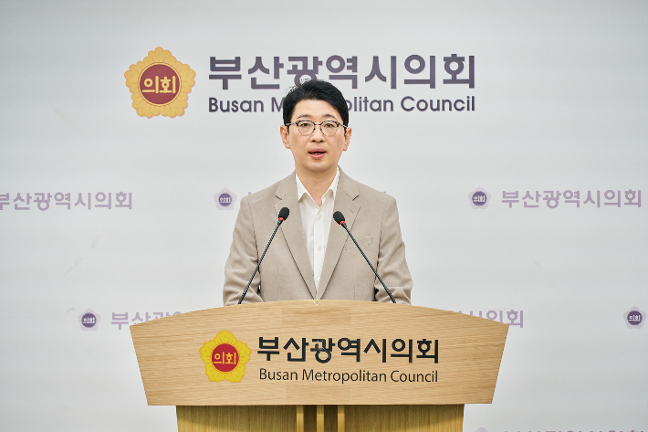 10일 긴급 기자회견을 열고 있는 주진우 의원. 주진우 의원실 제공