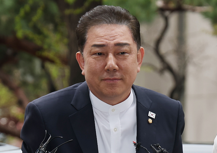 뇌물수수 의혹 등을 받는 무소속 김병기 의원. 연합뉴스