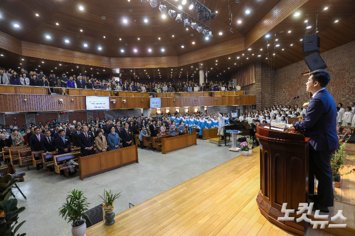 창립 50주년 감사예배가 열린 전주신일교회 본당 전경. 최화랑 기자