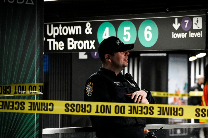 11일(현지시간) 흉기난동 사건이 발생한 미국 뉴욕 그랜드센트럴 지하철역. 연합뉴스