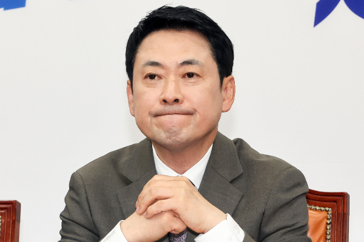 생각에 잠긴 장동혁 대표. 연합뉴스