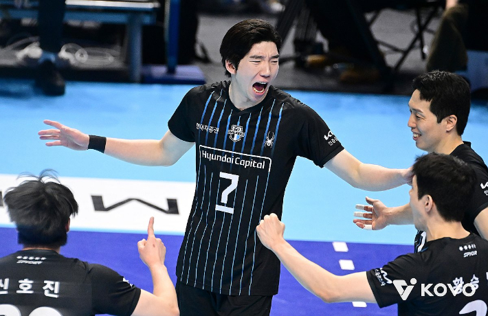 프로배구 남자부 FA 최대어로 꼽히는 현대캐피탈 허수봉. 한국배구연맹