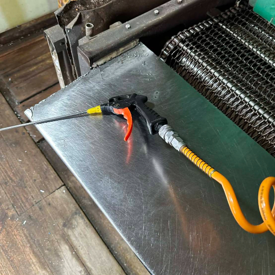 화성 A도금업체에서 사용된 에어건. 피해자 측 조영관 변호사 제공