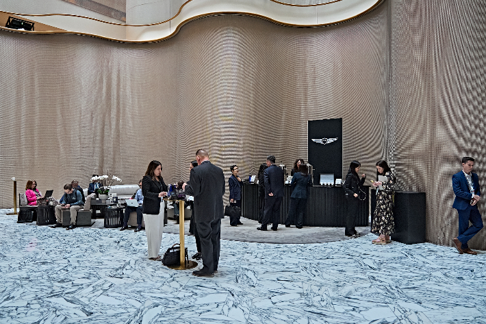 2026 세마포 월드 이코노미 행사장 내 제네시스 브랜드 공간. 현대자동차그룹 제공