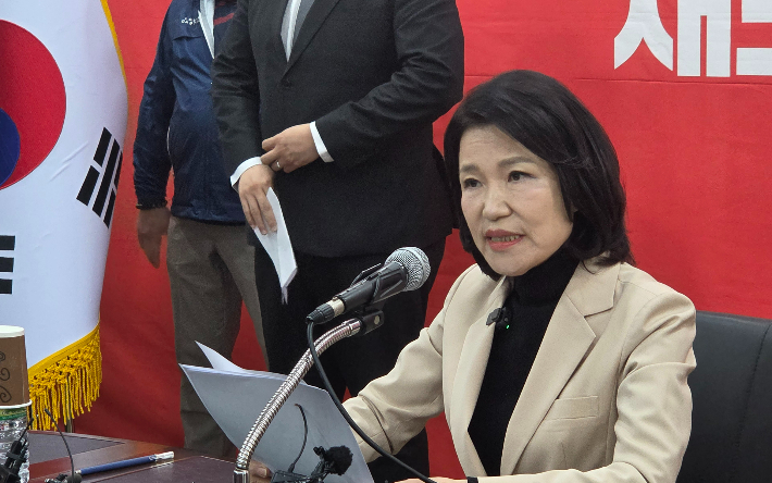 이진숙 전 방송통신위원장이 14일 국민의힘 대구시당에서 기자회견을 열었다. 권소영 기자 