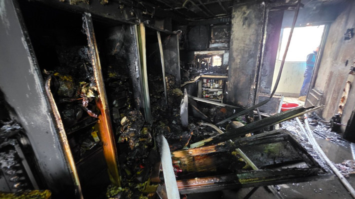 불이 나 전소한 세대 내부. 전북소방본부 제공