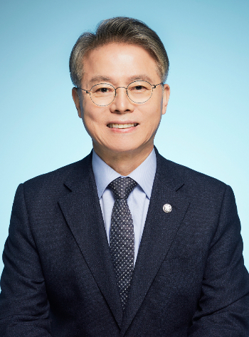 전남광주통합특별시장 더불어민주당 후보로 선출된 민형배 국회의원. 민형배 의원실 제공