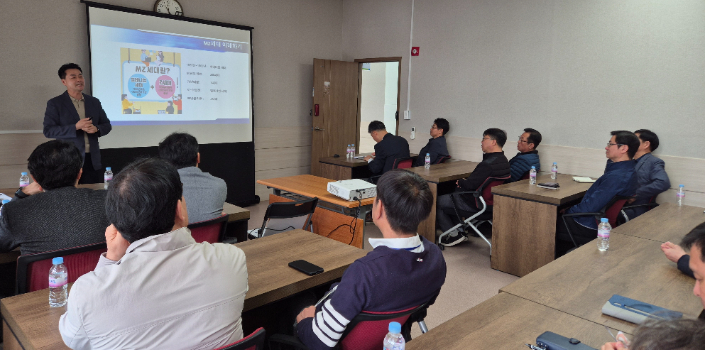 춘천도시공사는 지난 6일부터 10일까지 인사·계약·외부강의 등 다양한 부패 유형을 반영한 시나리오 기반으로 직원들이 위반 여부를 판단하고 익명신고센터를 통해 실제 신고를 입력하는 방식의 부패신고 모의훈련과 반부패·청렴교육을 진행했다. 춘천도시공사 제공