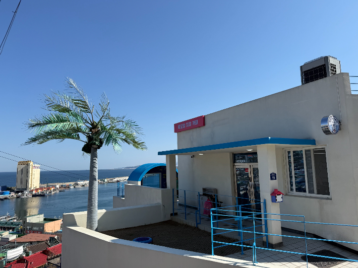 묵꼬양치유카페 전경. 동해시 제공