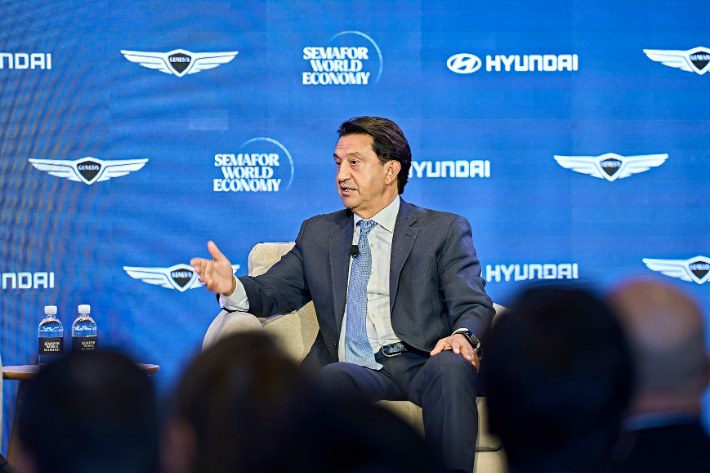 호세 무뇨스 사장, 2026 세마포 월드 이코노미에서 글로벌 모빌리티 혁신과 에너지 전환 논의. 현대차그룹 제공