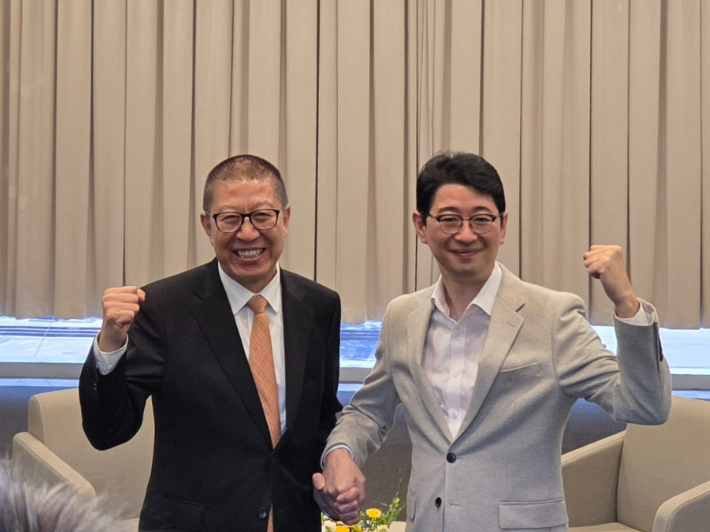 박형준 부산시장과 주진우 국민의힘 국회의원이 만나 '원팀' 체제의 선거를 공식화했다. 박형준 국민의힘 부산시장 후보 캠프 제공