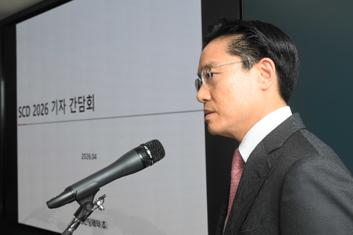 전인석 삼천당제약 대표가 6일 서울 서초구 삼천당제약 본사에서 열린 기자간담회에서 발언하고 있다. 연합뉴스