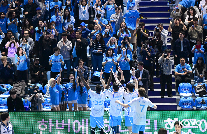 2025-2026시즌 통합우승 달성한 대한항공. 한국배구연맹