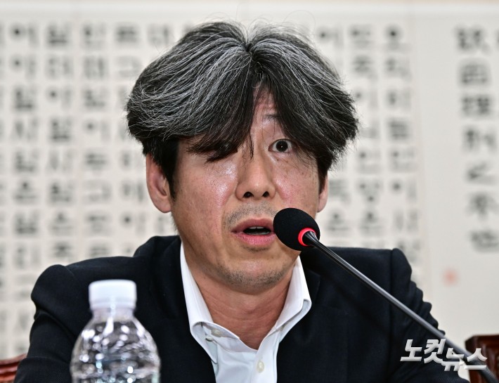 질의에 답하는 남욱 변호사