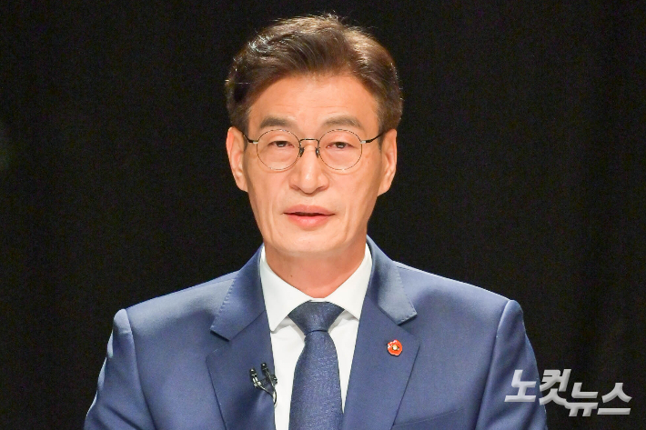 문대림 민주당 제주지사 경선 후보. 언론5사 공동취재단