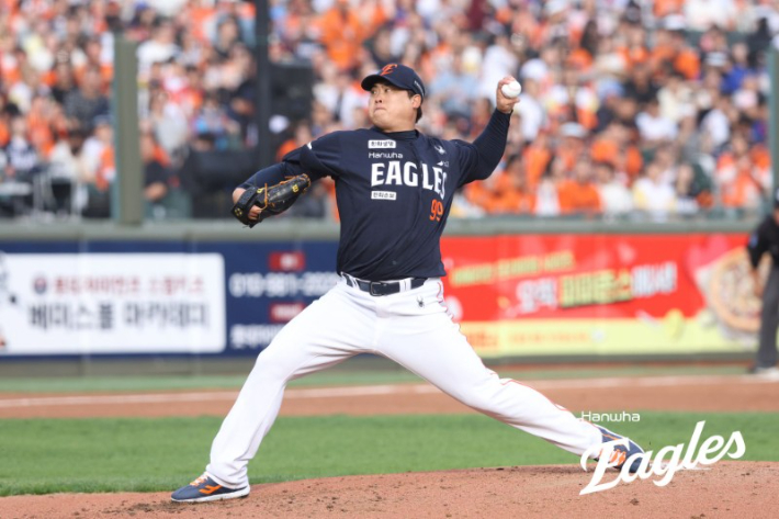 18일 롯데와 원정에서 역투하는 한화 류현진. 한화 이글스 