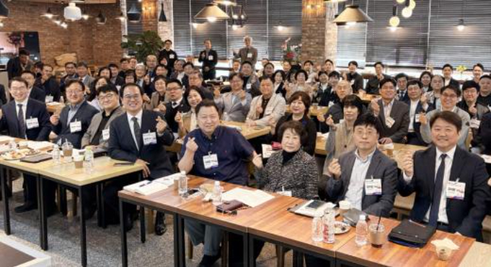 대한예수교장로회 통합총회 국내선교부가 지난 16일 대전 선창교회에서 '마을과 교회를 잇는 새로운 상상력'을 주제로 포럼을 열었다. 한국기독공보 제공